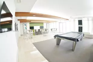 55 SE 6th St, Miami, FL 33131 - Photo 35