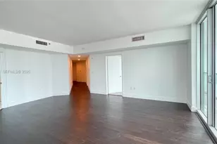 55 SE 6th St, Miami, FL 33131 - Photo 21