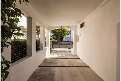 7910 Byron Ave, Miami Beach, FL 33141 - Photo 5