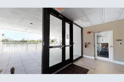 3625 N Country Club Dr #704, Aventura, FL 33180 - Photo 33