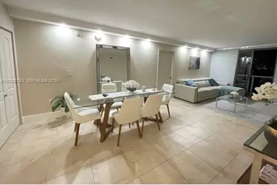 3625 N Country Club Dr #704, Aventura, FL 33180 - Photo 7