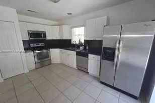 11903 SW 273rd St, Homestead, FL 33032 - Photo 9