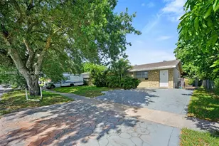 3530 N 65th Ave, Hollywood, FL 33024 - Photo 1