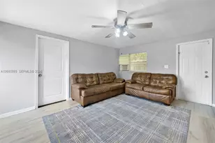 3530 N 65th Ave, Hollywood, FL 33024 - Photo 7