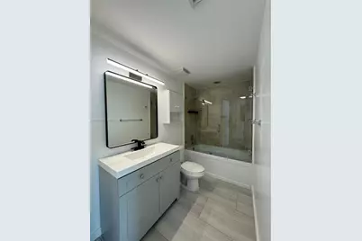 350 S Miami Ave #3913, Miami, FL 33130 - Photo 17