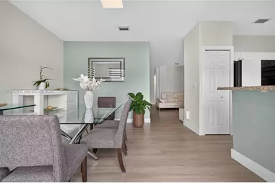 10861 NW 79th St, Doral, FL 33178 - Photo 17
