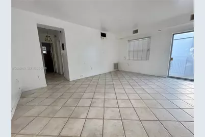 75 Washington Ave #20, Miami Beach, FL 33139 - Photo 3