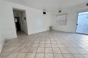 75 Washington Ave, Miami Beach, FL 33139 - Photo 3