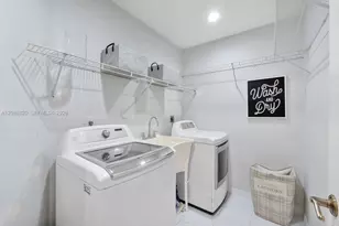 900 Spoonbill Cir, Weston, FL 33326 - Photo 27