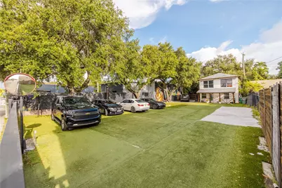 279 NW 54th St, Miami, FL 33127 - Photo 19