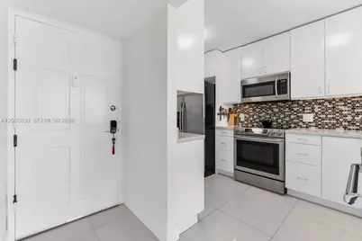 1600 S Bayshore Ln #4C, Miami, FL 33133 - Photo 13