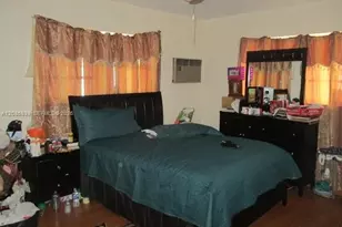 205 NE 175th St, North Miami Beach, FL 33162 - Photo 7