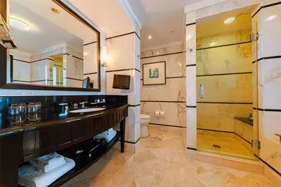 4391 Collins Ave #1015, Miami Beach, FL 33140 - Photo 15