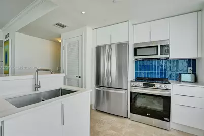 4401 Collins Ave #1503, Miami Beach, FL 33140 - Photo 13