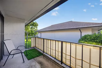 5767 Washington St #F22, Hollywood, FL 33023 - Photo 29
