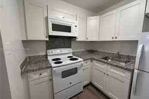 2500 Johnson St, Hollywood, FL 33020 - Photo 9