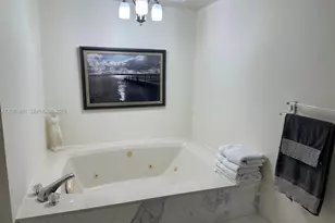 20191 E Country Club Dr, Aventura, FL 33180 - Photo 3