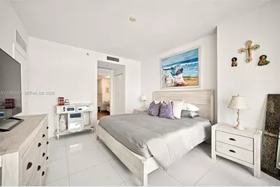 92 SW 3rd St #2004, Miami, FL 33130 - Photo 7