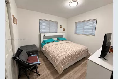 6541 SW 5th St, Pembroke Pines, FL 33023 - Photo 15