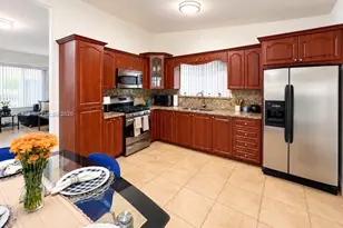 6541 SW 5th St, Pembroke Pines, FL 33023 - Photo 3
