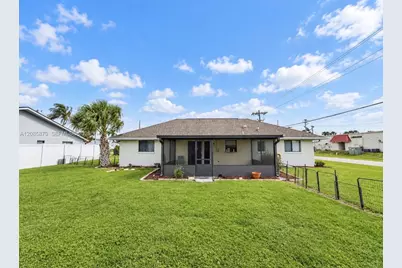 1328 SE 15th Pl., Cape Coral, FL 33990 - Photo 17