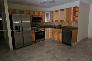 2500 NE 193rd St, Miami, FL 33180 - Photo 1