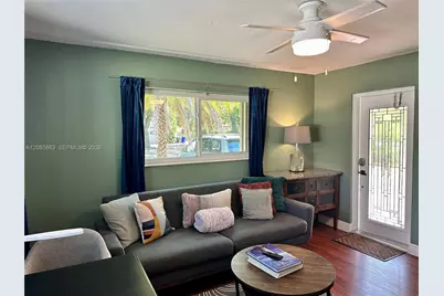 2431 Washington St #2, Hollywood, FL 33020 - Photo 5