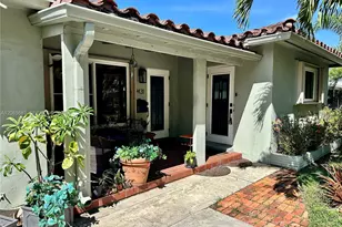 2431 Washington St, Hollywood, FL 33020 - Photo 3