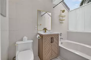 9275 NW 9th Ct, Plantation, FL 33324 - Photo 23