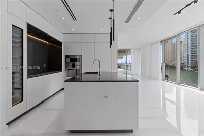 300 Biscayne Blvd Way #1404W, Miami, FL 33131 - Photo 13