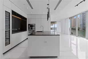 300 Biscayne Blvd Way, Miami, FL 33131 - Photo 13