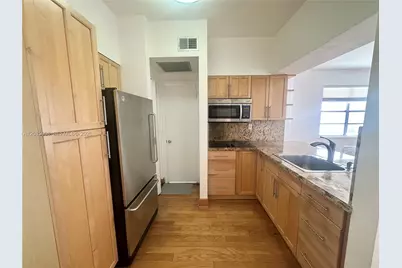 1200 Euclid Ave #204, Miami Beach, FL 33139 - Photo 3