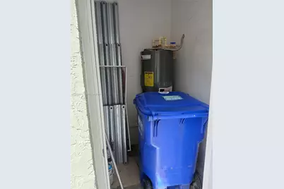 105 Hidden Ct Rd #A-3, Hollywood, FL 33023 - Photo 3