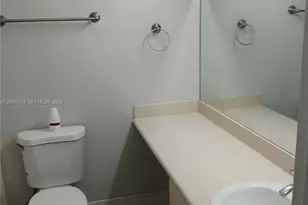 105 Hidden Ct Rd, Hollywood, FL 33023 - Photo 25