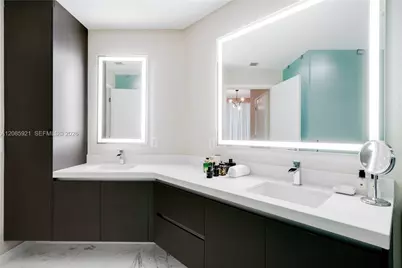 851 NE 1st Ave #3408, Miami, FL 33132 - Photo 11