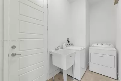15071 SW 176th St, Miami, FL 33187 - Photo 29