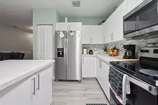 396 NW 12th Pl, Florida City, FL 33034 - Photo 7