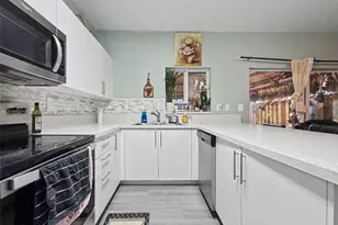 396 NW 12th Pl, Florida City, FL 33034 - Photo 5