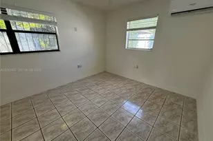 1405 NW 121st St, North Miami, FL 33167 - Photo 9