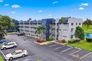 7807 Golf Cir Dr, Margate, FL 33063 - Photo 1