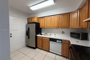 10903 N Kendall Dr, Miami, FL 33176 - Photo 7