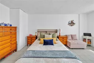 2401 S Ocean Dr, Hollywood, FL 33019 - Photo 15