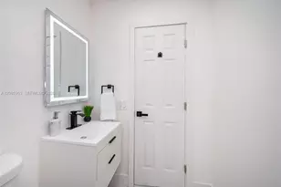 1028 NW 24th St, Miami, FL 33127 - Photo 23