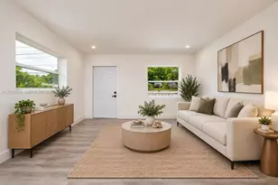 1028 NW 24th St, Miami, FL 33127 - Photo 9