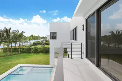 16492 Botaniko Dr S, Weston, FL 33326 - Photo 23