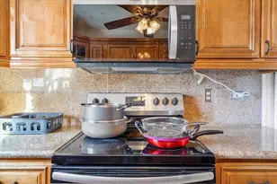 240 NE 152nd St, Miami, FL 33162 - Photo 9