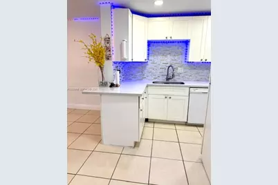 7820 S Colony Cir S #204, Tamarac, FL 33321 - Photo 1