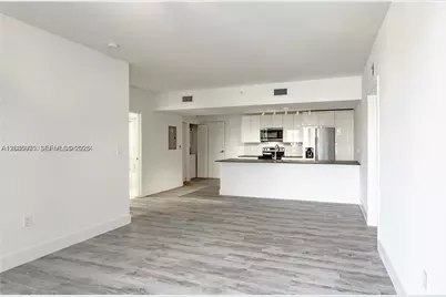 4400 Sunrise Blvd #L2-A, Plantation, FL 33317 - Photo 3