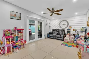 10140 NW 26th Ave, Miami, FL 33147 - Photo 15