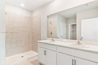 9016 Lawn Ct, Labelle, FL 33935 - Photo 7
